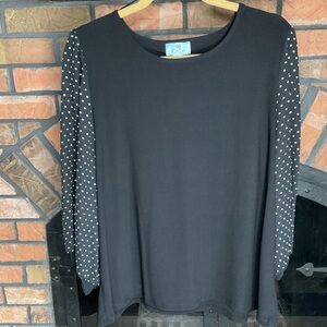 CeCe top black with white polka dot sleeve XL p/p 22” L 25” sleeve 19”